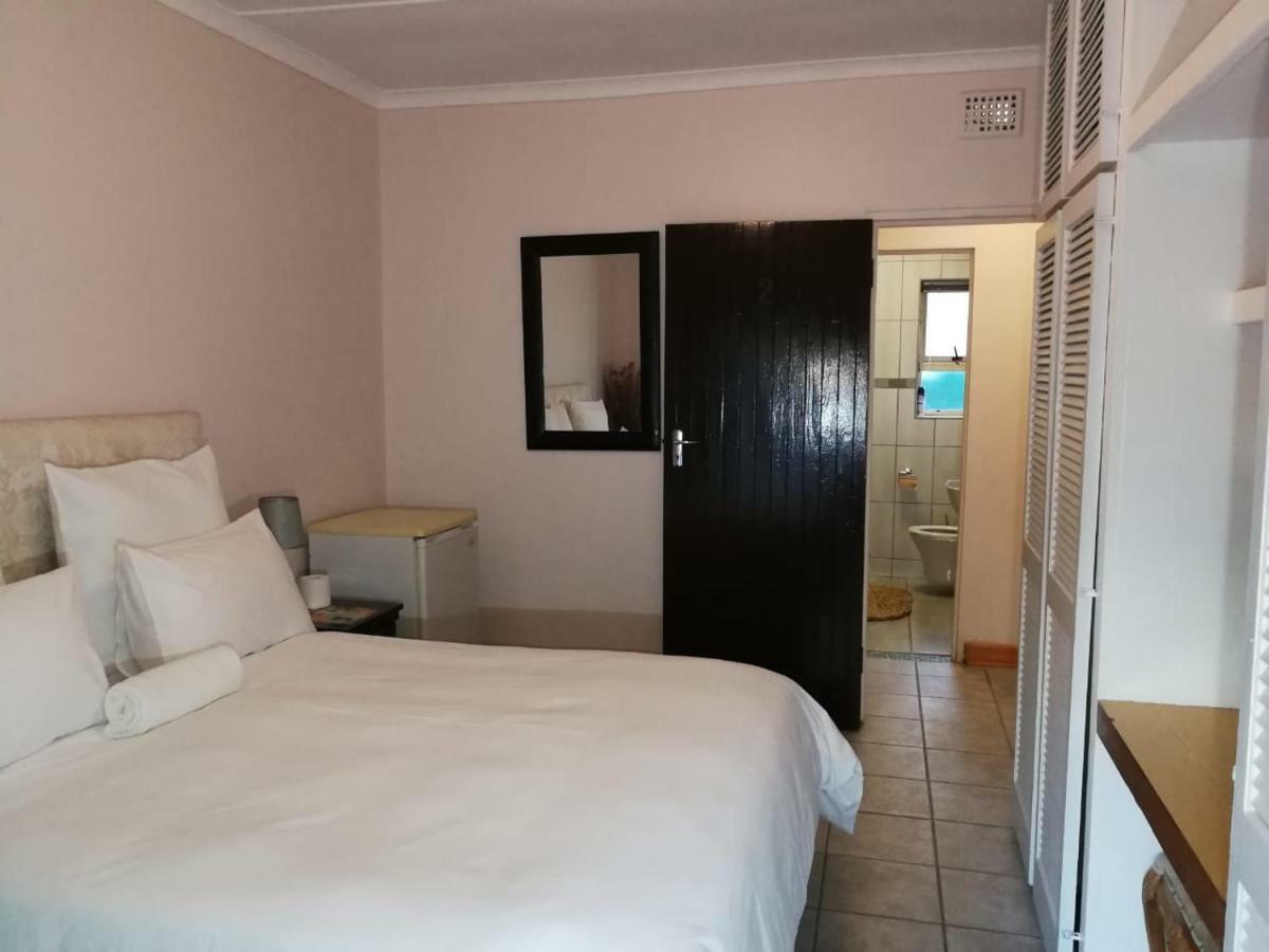 Emangunini Guest House リチャーズ・ベイ エクステリア 写真