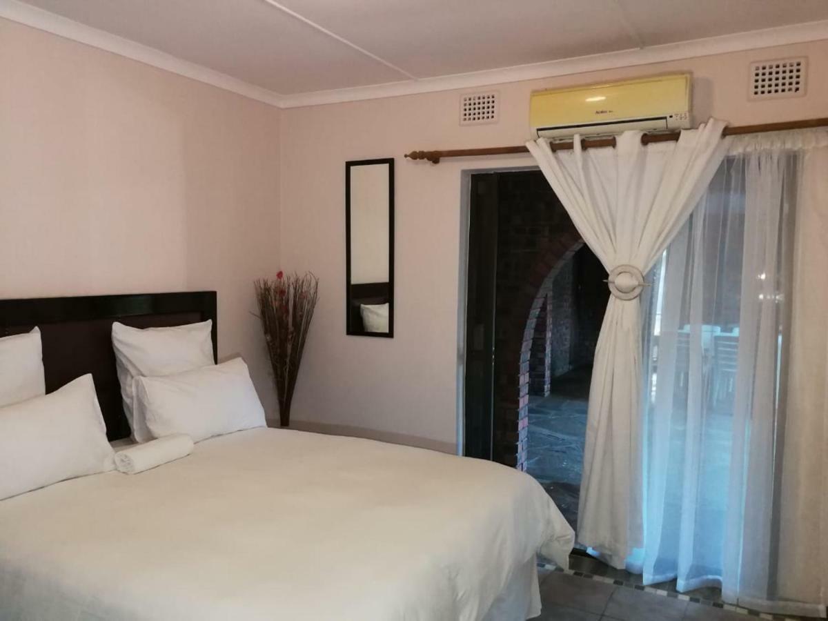Emangunini Guest House リチャーズ・ベイ エクステリア 写真