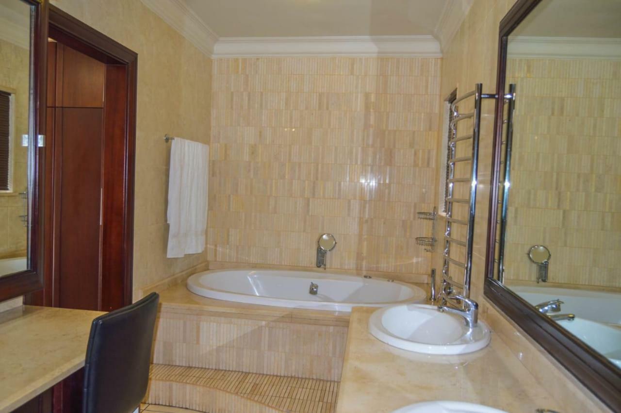 Emangunini Guest House リチャーズ・ベイ エクステリア 写真