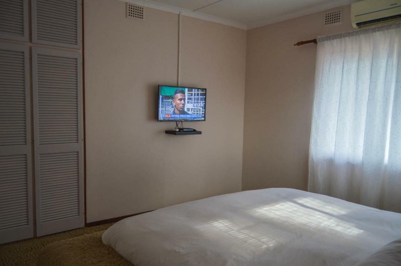 Emangunini Guest House リチャーズ・ベイ エクステリア 写真