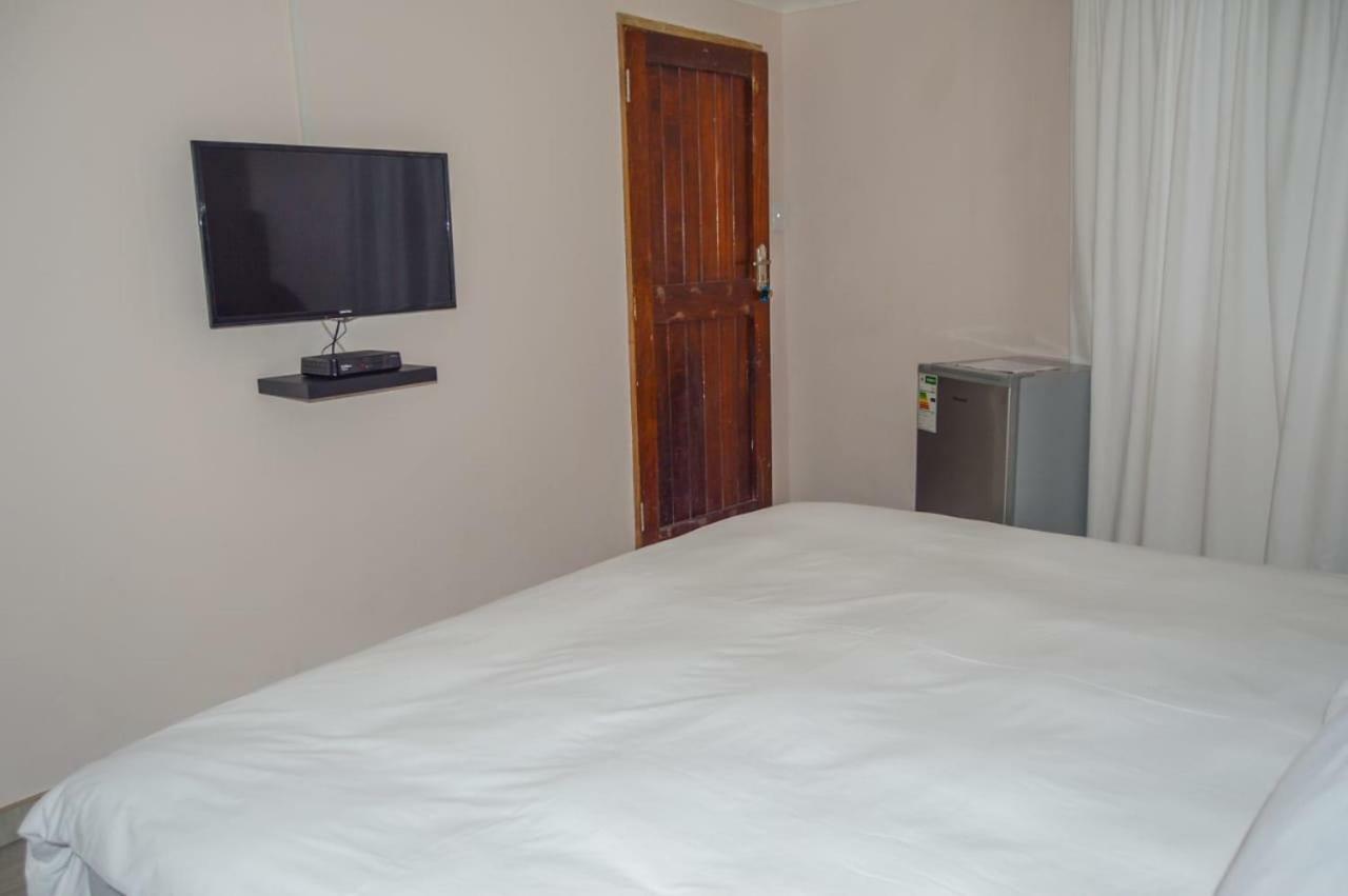 Emangunini Guest House リチャーズ・ベイ エクステリア 写真