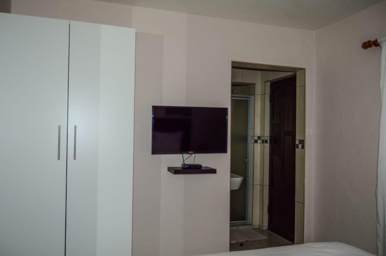 Emangunini Guest House リチャーズ・ベイ エクステリア 写真