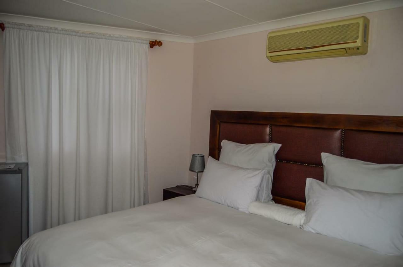 Emangunini Guest House リチャーズ・ベイ エクステリア 写真