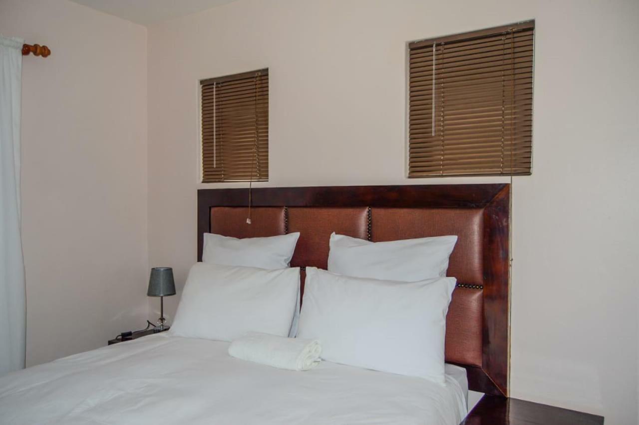 Emangunini Guest House リチャーズ・ベイ エクステリア 写真