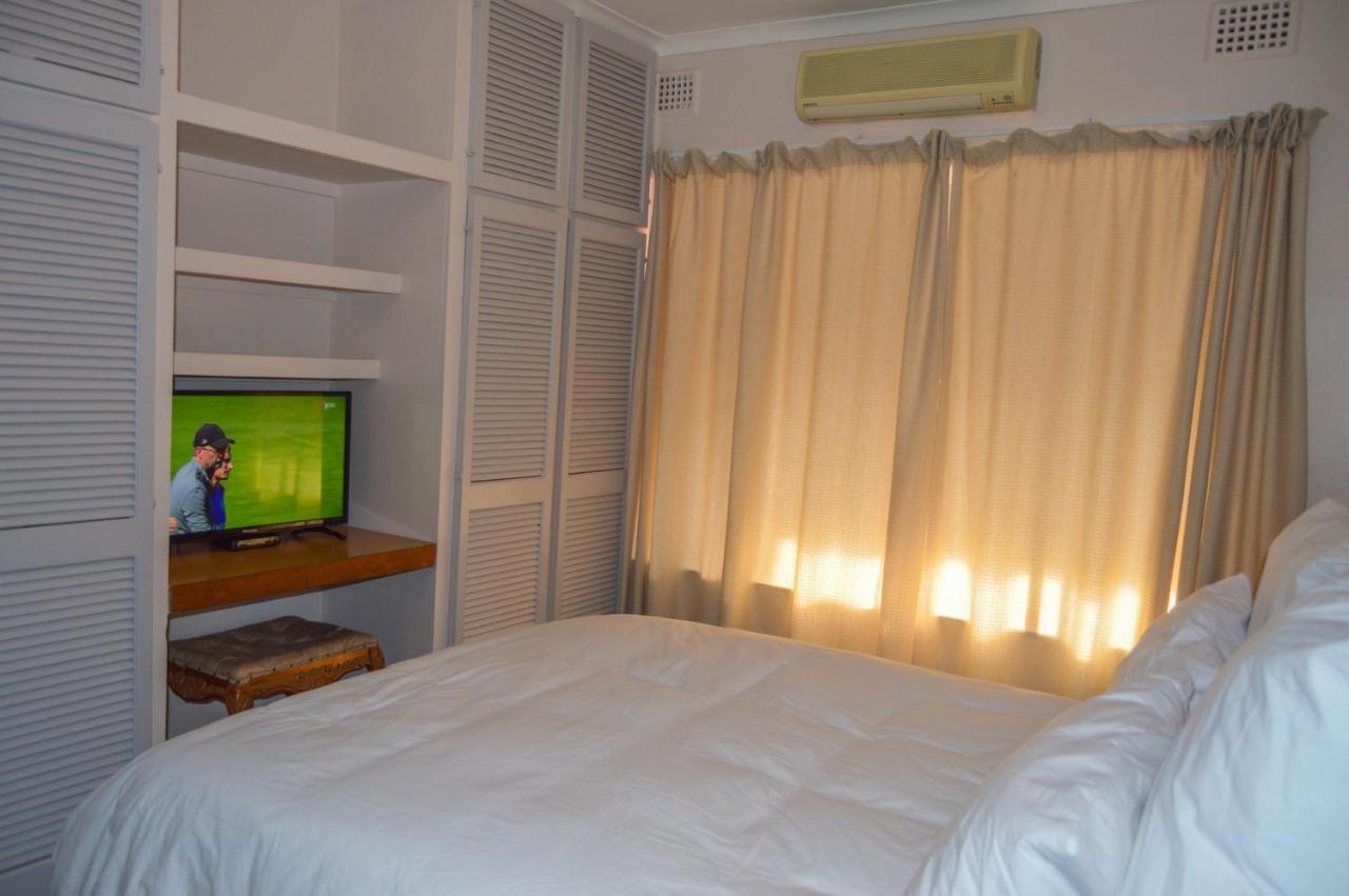Emangunini Guest House リチャーズ・ベイ エクステリア 写真